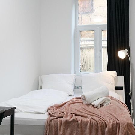 Affordable 5-Br Shared Apartment / Enkplatz U3 Getaway 维也纳 外观 照片