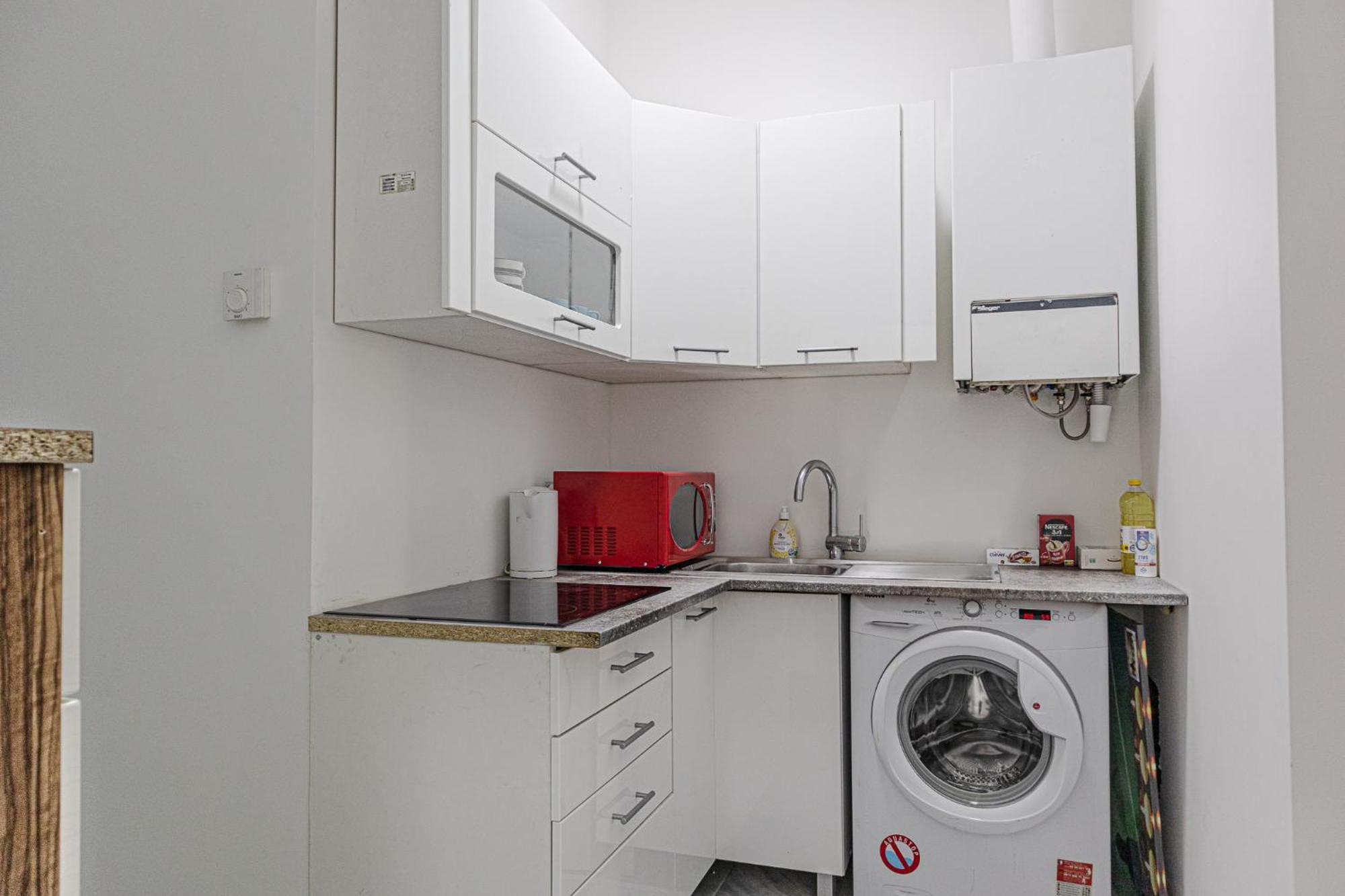 Affordable 5-Br Shared Apartment / Enkplatz U3 Getaway 维也纳 外观 照片